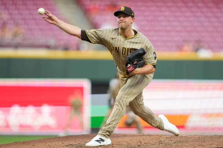 Machado Has 4-Hit Game, King Fans 6 In 6 Innings As The Padres Beat The Reds 5-0